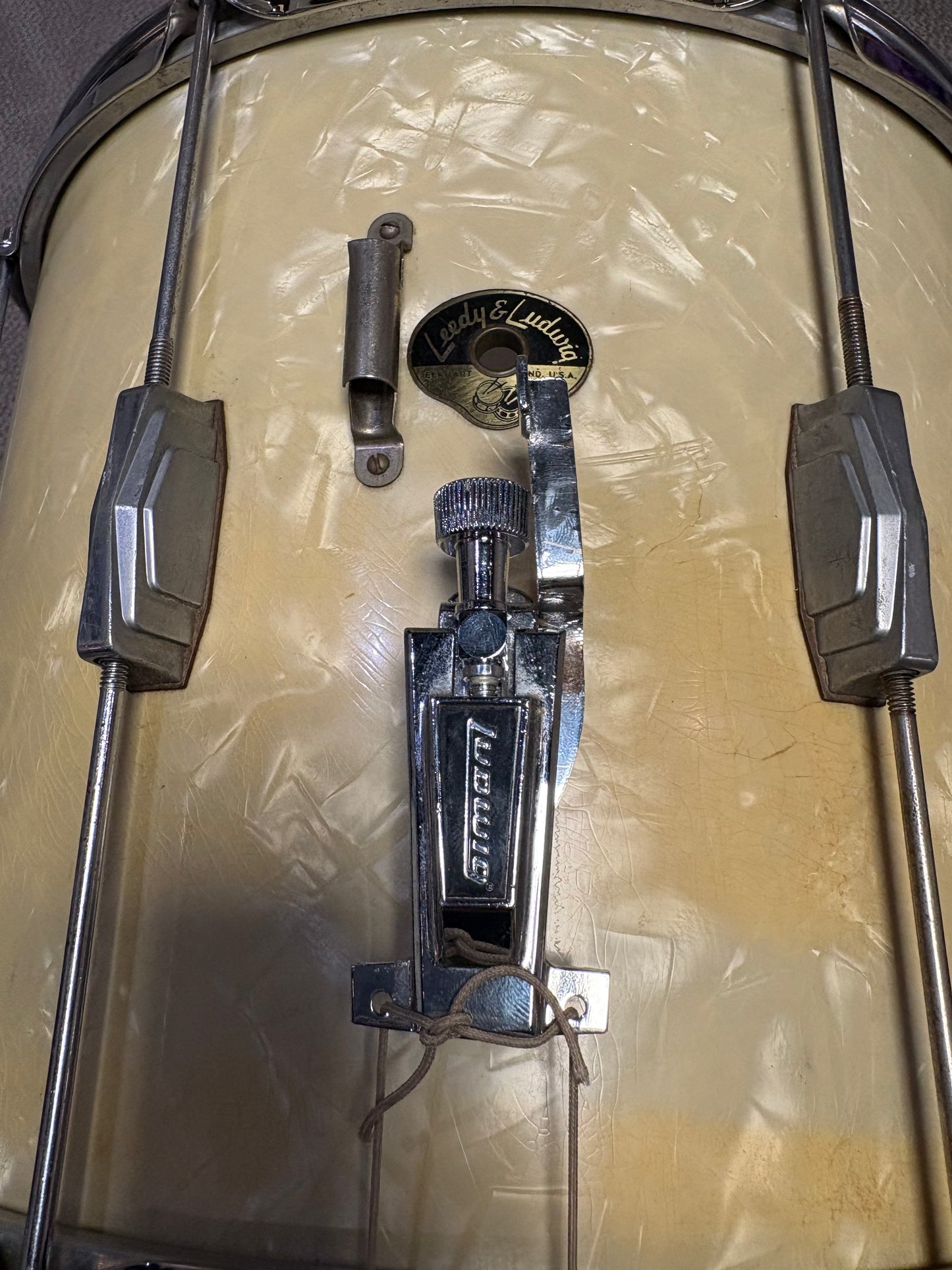 Leedy & Ludwig 3160 "Triumphlal" 15"x12" Parade Snare Drum - Marine Pearl (1952)