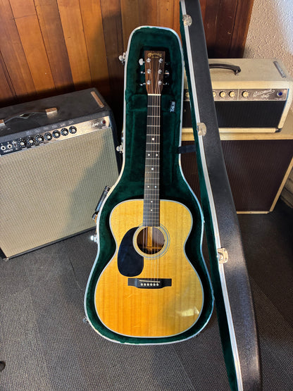 Martin 000-28 Left Handed Acoustic/Electric Guitar w/Case (2013)