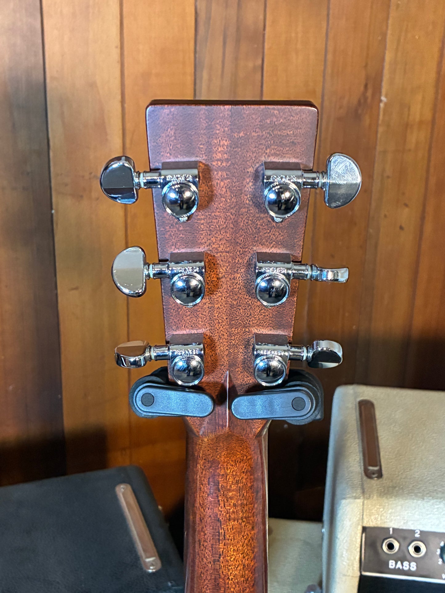 Martin 000-28 Left Handed Acoustic/Electric Guitar w/Case (2013)