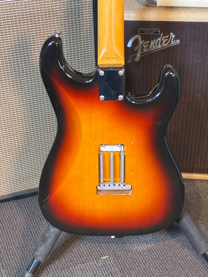 Fender Japan ST62L Left Handed Stratocaster w/Case - 3-Tone Sunburst  (1990's)