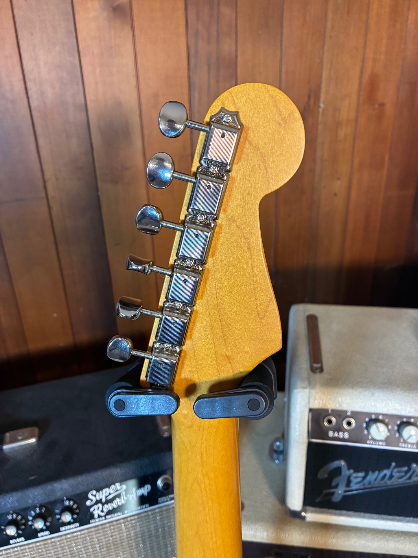 Fender Japan ST62L Left Handed Stratocaster w/Case - 3-Tone Sunburst  (1990's)