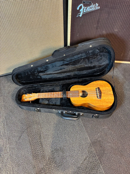 Kanileʻa K-1C Concert Ukulele w/Case (Used)