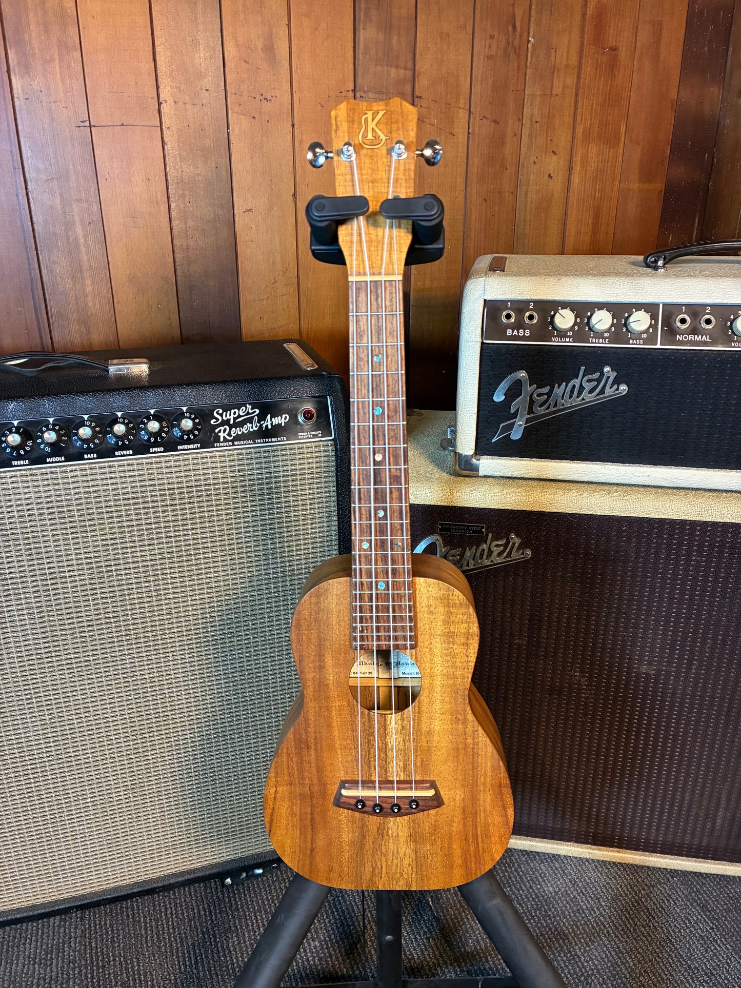 Kanileʻa K-1C Concert Ukulele w/Case (Used)