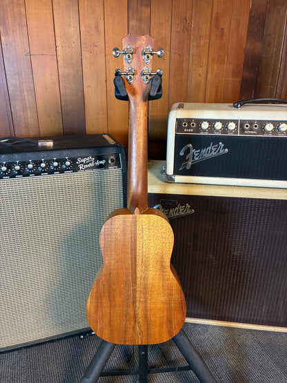 Kanileʻa K-1C Concert Ukulele w/Case (Used)