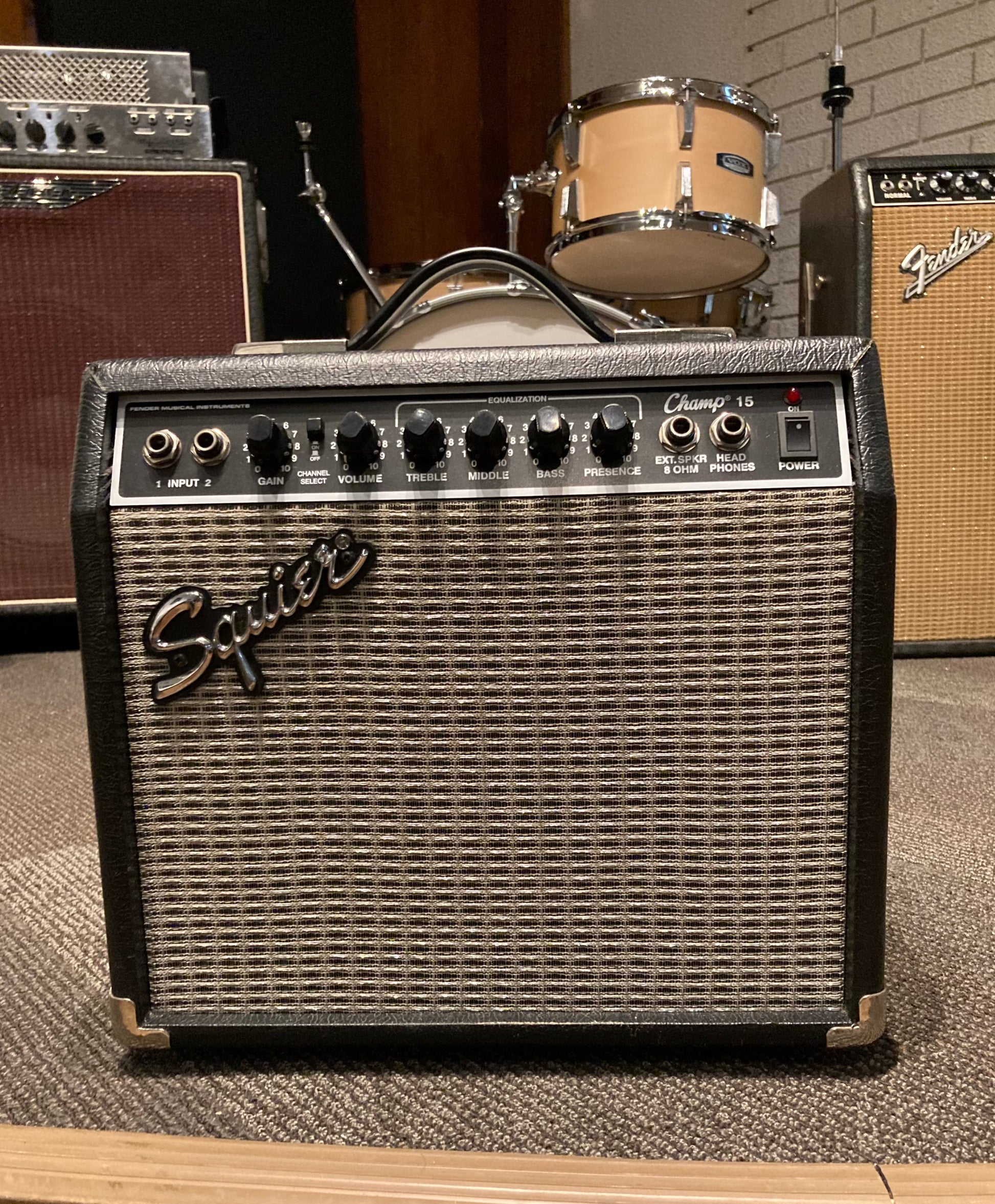 Squier Champ 15 Electric Guitar Amp Used