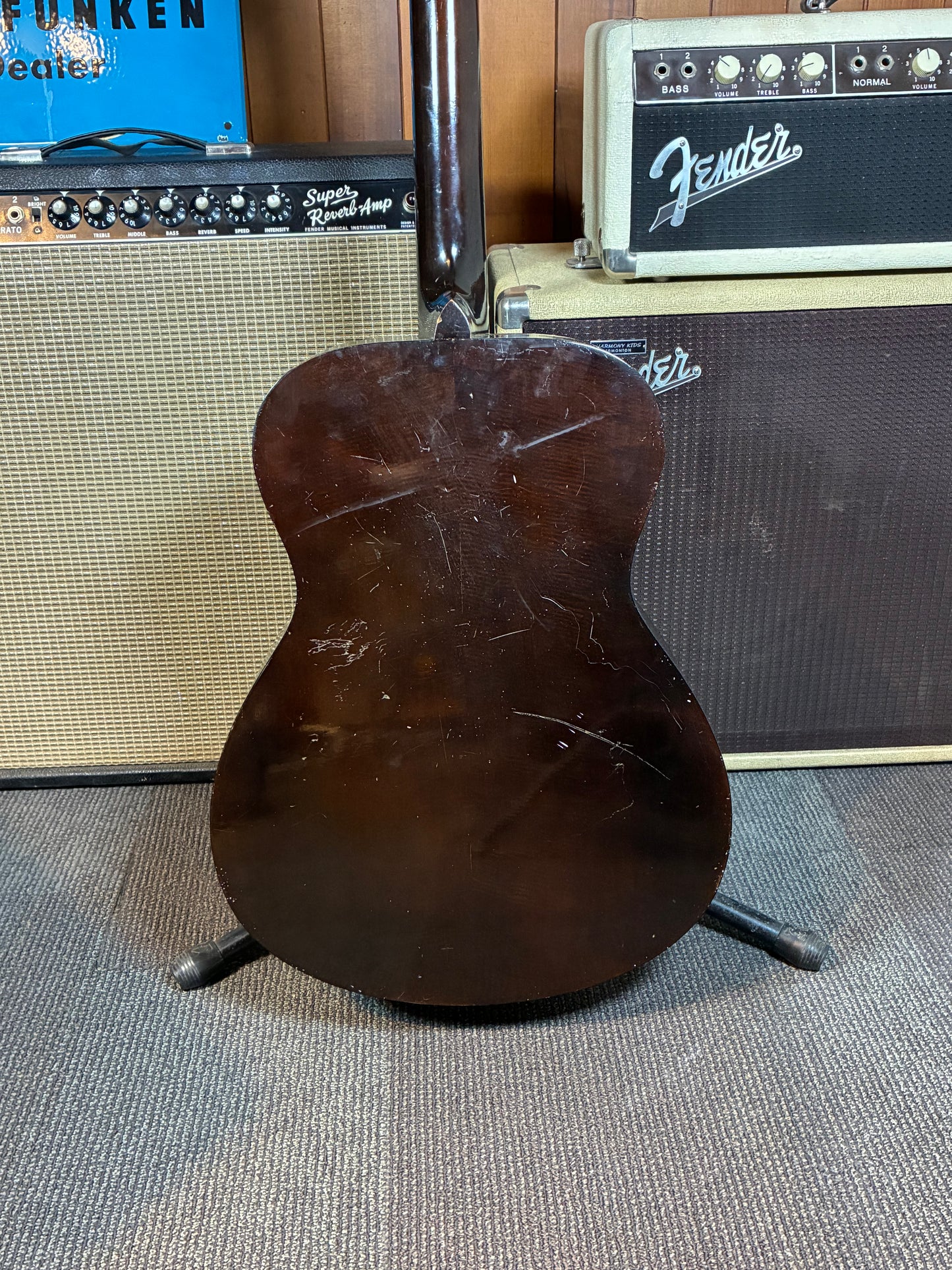 Yamaha FG-110 Folk Acoustic Guitar w/Chipboard Case (Late 1960's - Early 1970's)