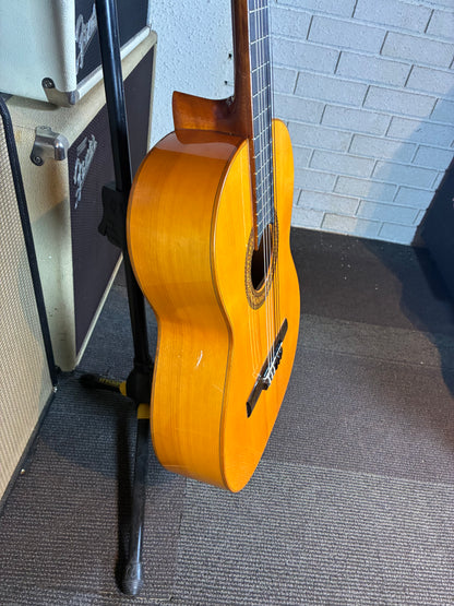 Bartolome Lozano Guitarras Flamenco Guitar w/Case (Used)