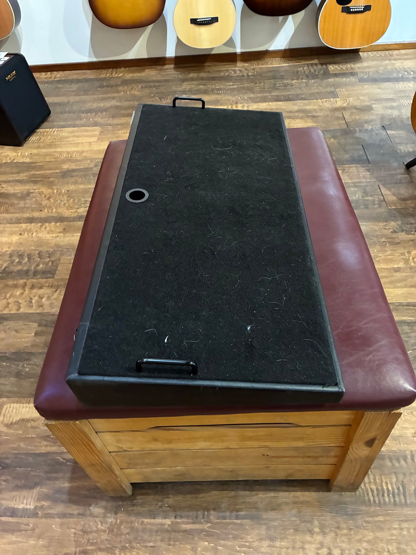 Blackbird 32"x15" Pedal Board (Used)