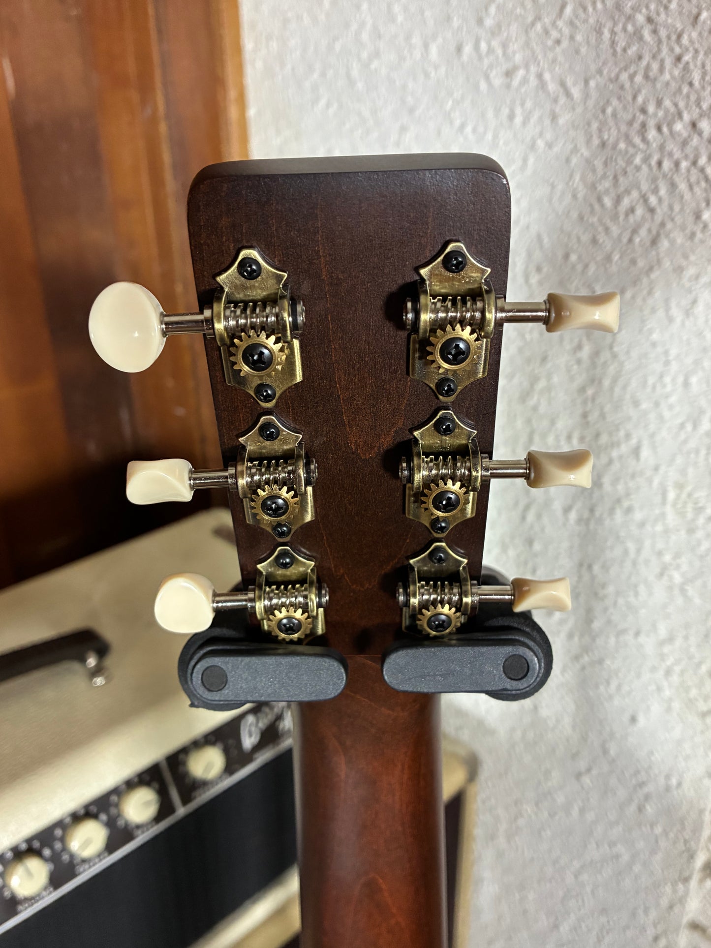 Art & Lutherie Roadhouse Acoustic/Electric Guitar - Bourbon Burst (Used)