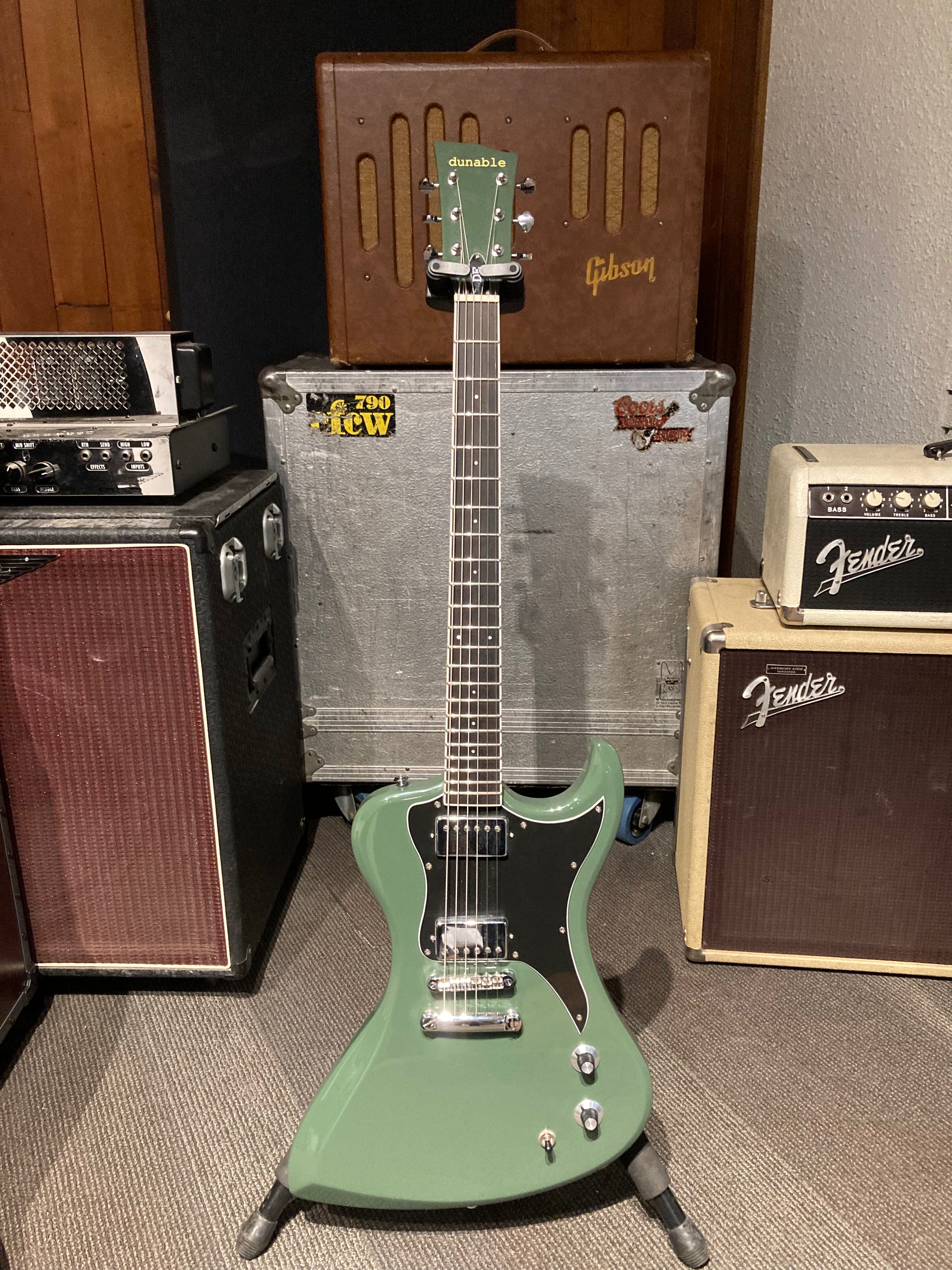 Dunable R2 Olive Dunable R2 DE w/Bag - Olive Green (Used) – Acoustic Music Shop