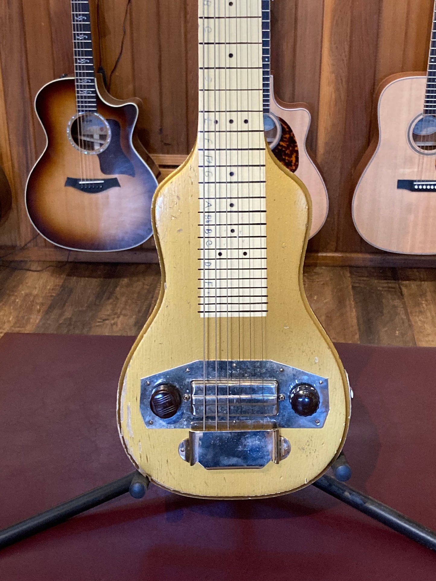 Harmony H3 Lapsteel Guitar w/Gig Bag (1950's)