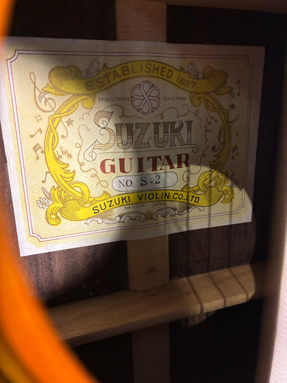 Suzuki No. S-2 Classical Guitar w/Case (Late 1960's - Early 1970's)