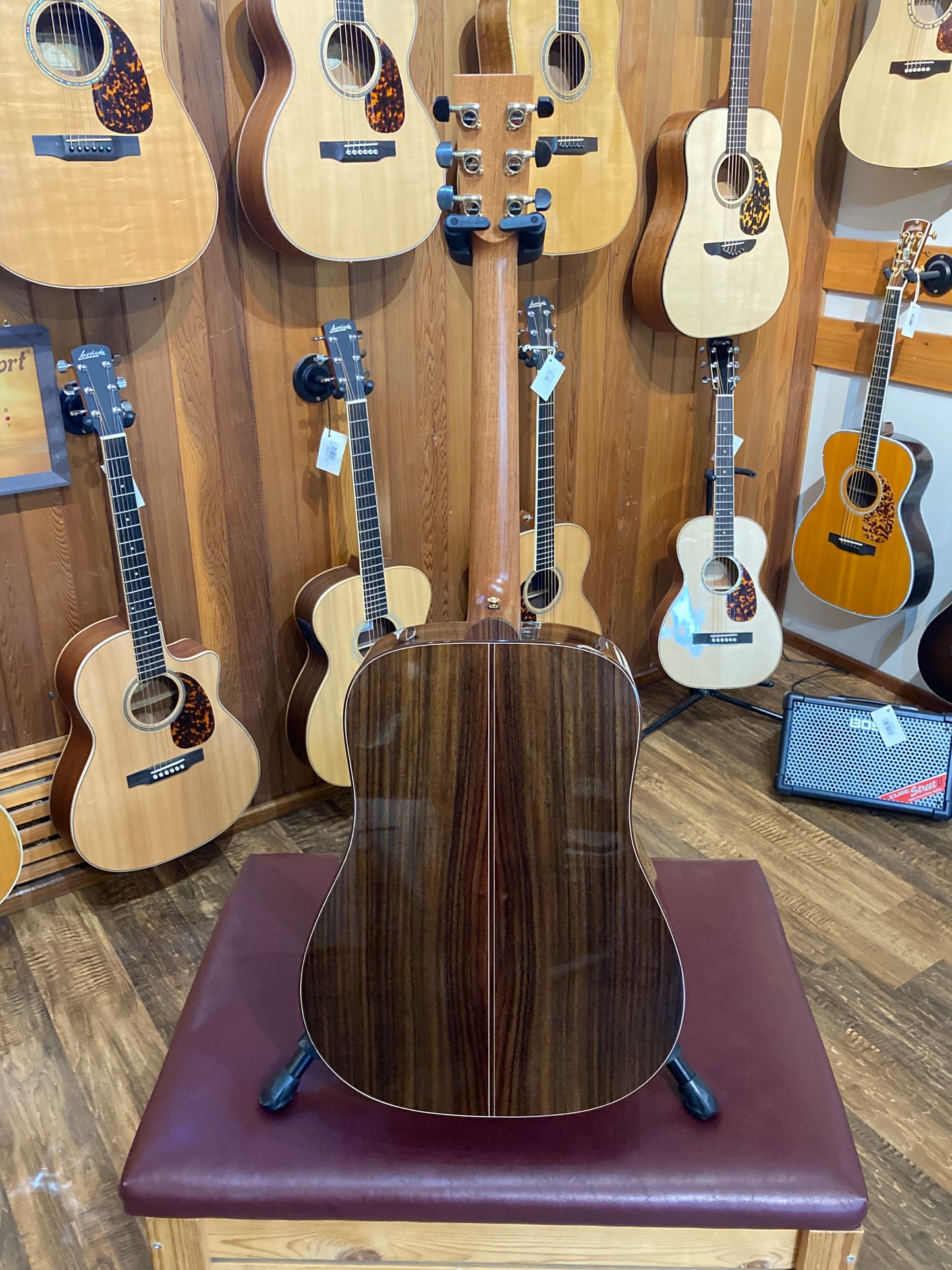 Lakewood D-32 Dreadnought Acoustic Guitar w/Case (Used)