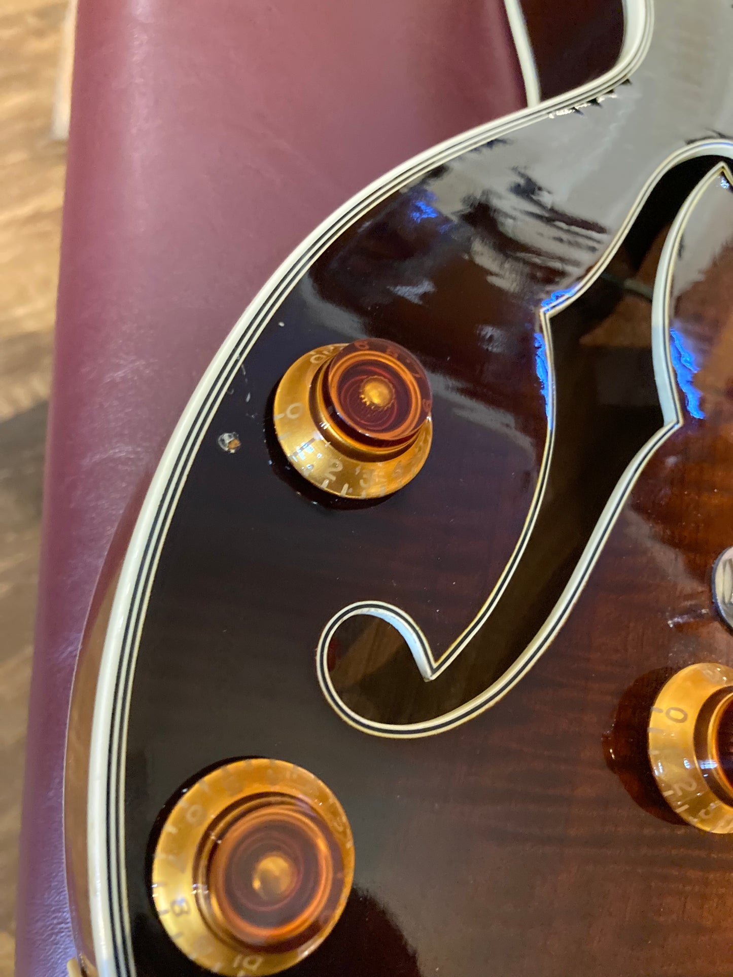 Eastman T184MX Thinline Semi-Hollow Body Left Handed Electric Guitar w/Case - Classic Finish (2009)