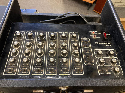 Traynor YVM-6 Powered Mixer (1970's)