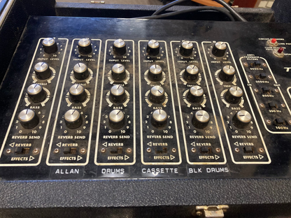 Traynor YVM-6 Powered Mixer (1970's)
