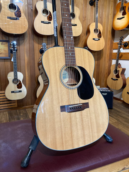 Blueridge BR-43 Contemporary Series 000 Guitar w/Bag (Used)