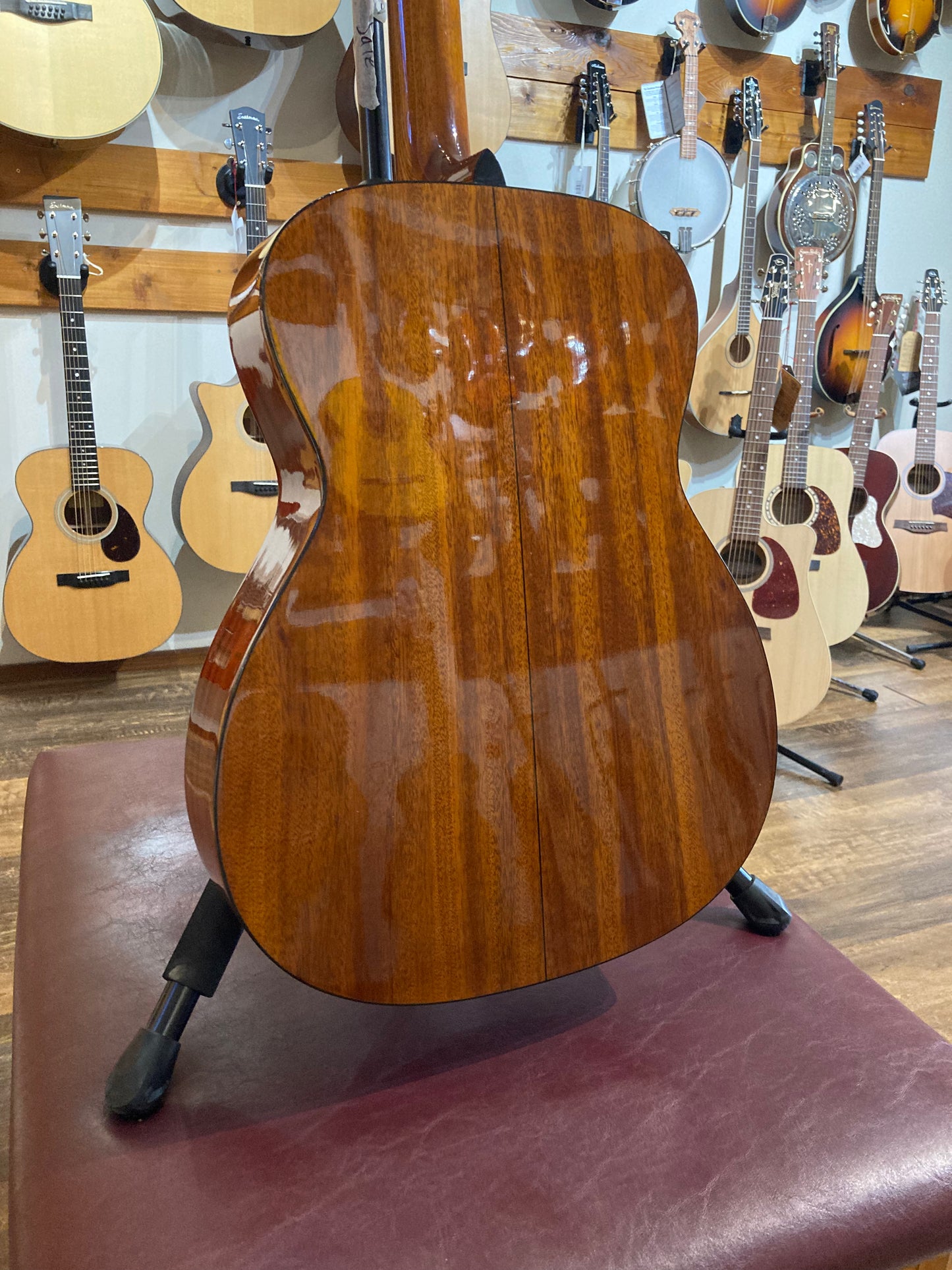 Blueridge BR-43 Contemporary Series 000 Guitar w/Bag (Used)