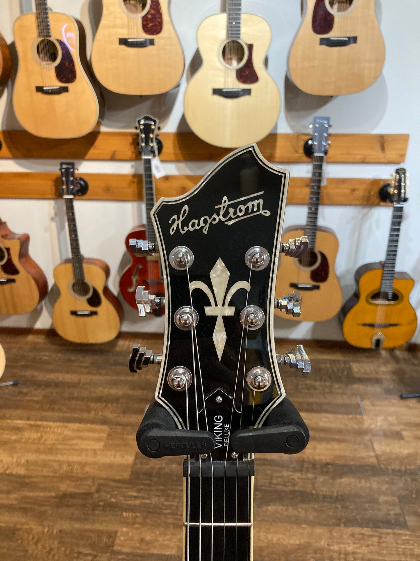 Hagstrom Tremar Viking Deluxe w/Gig Bag- Black (Used)