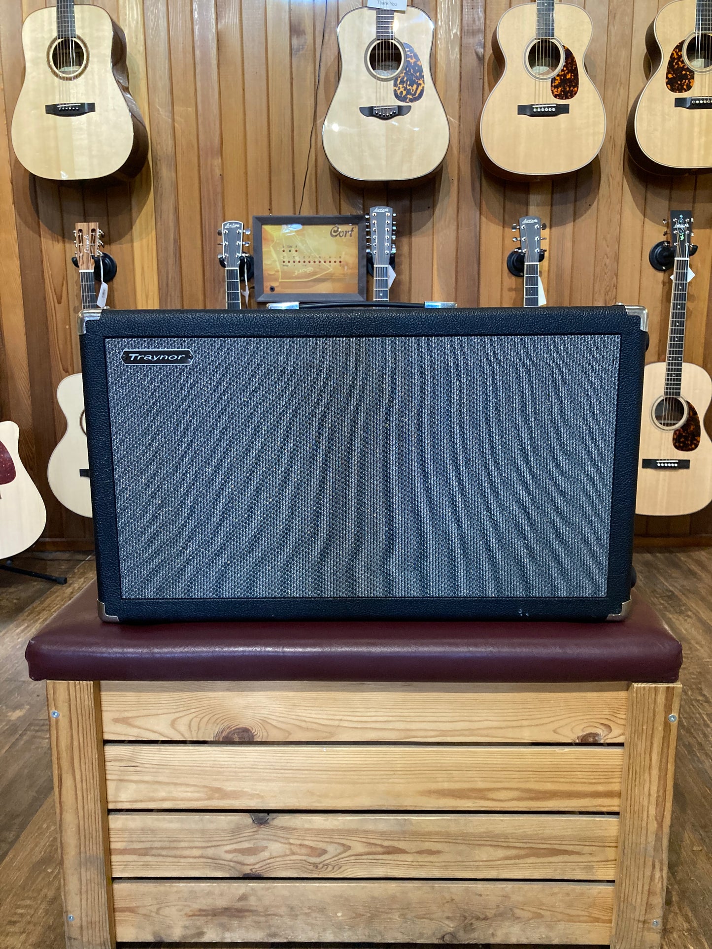 Traynor DHX210 2x10" Guitar Speaker Cabinet (Used)