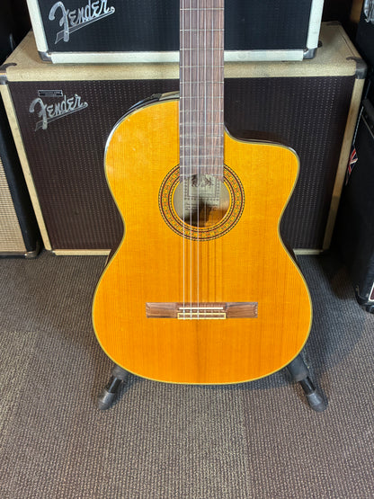 Takamine CD132SC Acoustic/Electric Classical Guitar w/Case (1999)