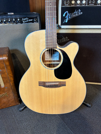 Takamine G440C Acoustic Guitar w/Case - Natural (Used)