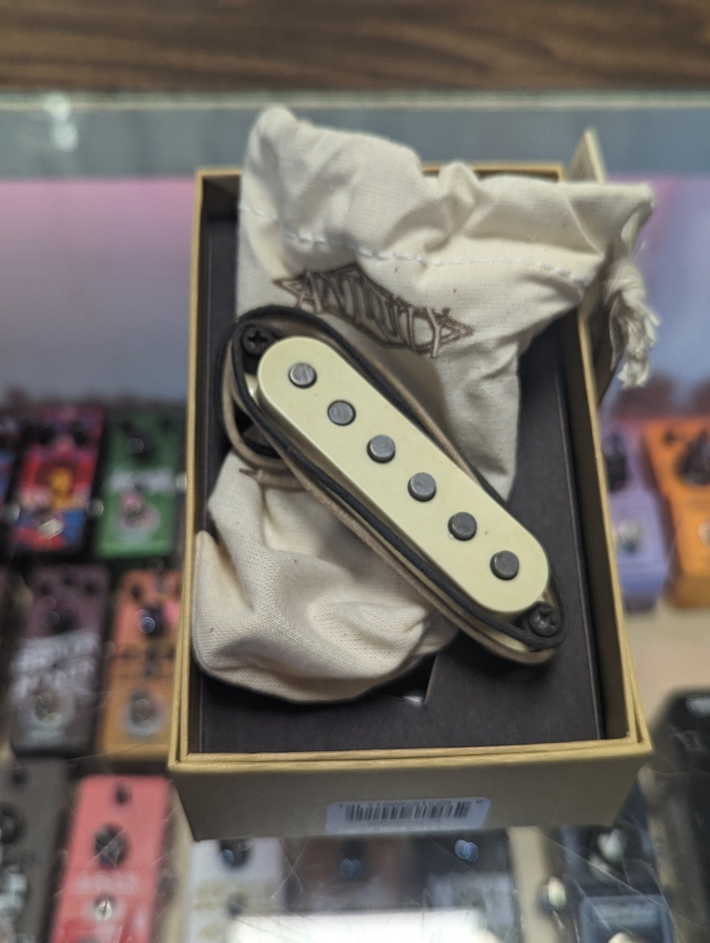 Seymour Duncan Antiquity II Surfer Strat Neck Pickup - Aged White (Used)