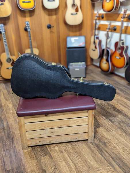 Martin D-28 Modern Deluxe Acoustic/Eletric Guitar w/Case (2018)