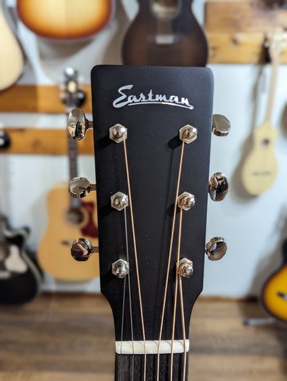 Eastman E1DL Left Handed Acoustic Guitar w/Gig Bag - Natural