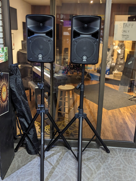 Yamaha StagePas 400i Portable PA System w/Stands & Carrying Bags (Used)