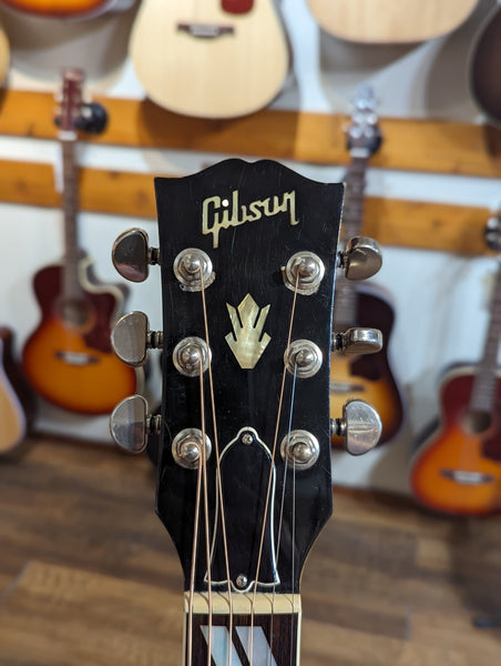 Gibson Hummingbird Acoustic Guitar w/Case - Heritage Cherry Sunburst (2000)