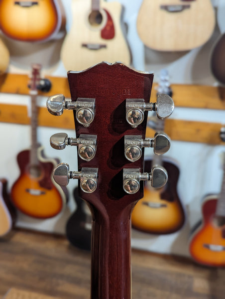 Gibson Hummingbird Acoustic Guitar w/Case - Heritage Cherry Sunburst (2000)