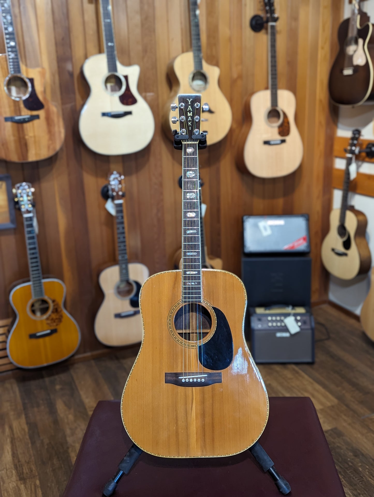 Yamaki F-160 Acoustic Guitar (1973-1974)