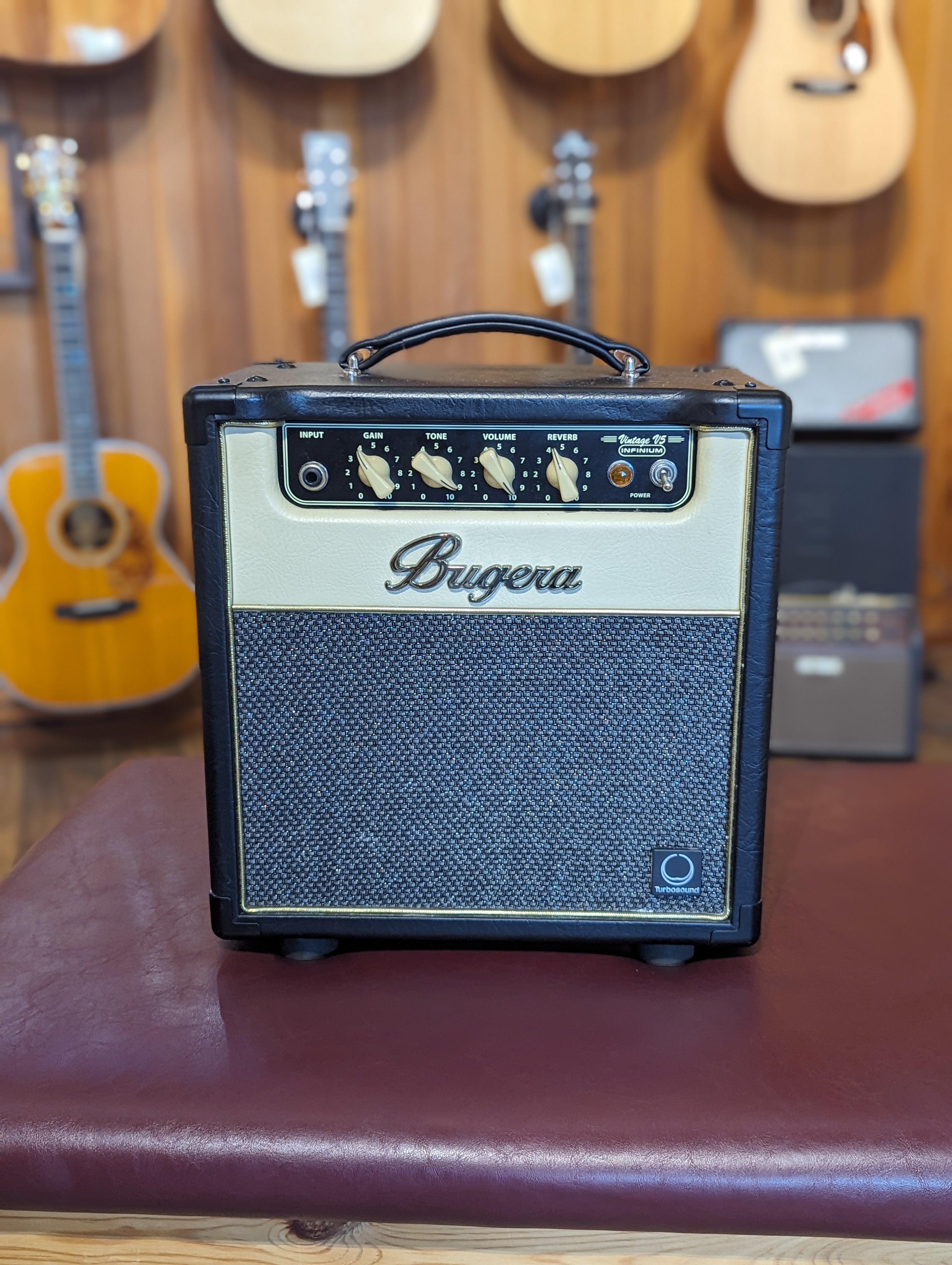 Bugera Vintage V5 Infinium 1x8 5w Guitar Tube Combo Amplifier Used