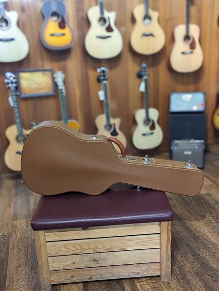 Gibson J-45 Vintage Acoustic Guitar w/Case (2017)