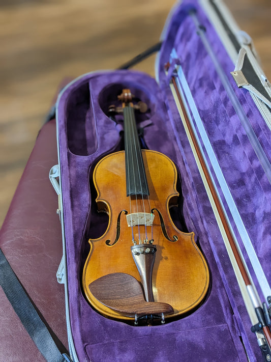 Scott Cao STV-017CE 4/4 Violin w/Case & Bow (2011)