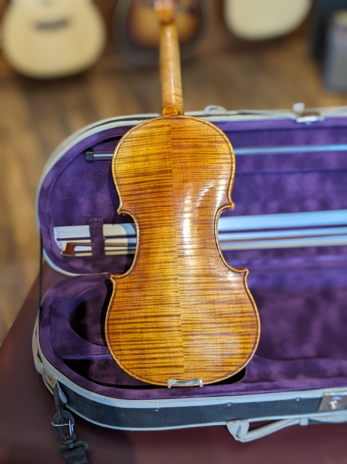 Scott Cao STV-017CE 4/4 Violin w/Case & Bow (2011)