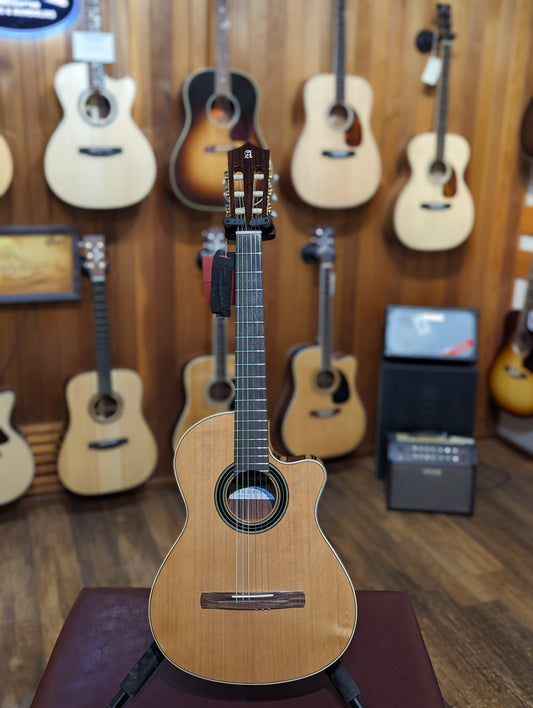 Alhambra CS-LR CW Crossover Electric/Acoustic Classical Guitar w/Gig Bag