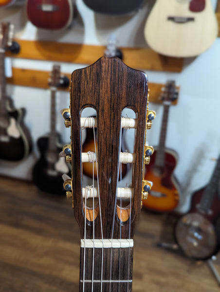 Cordoba C5-CE Cutaway/Electric Classical Guitar w/Gigbag (Used)