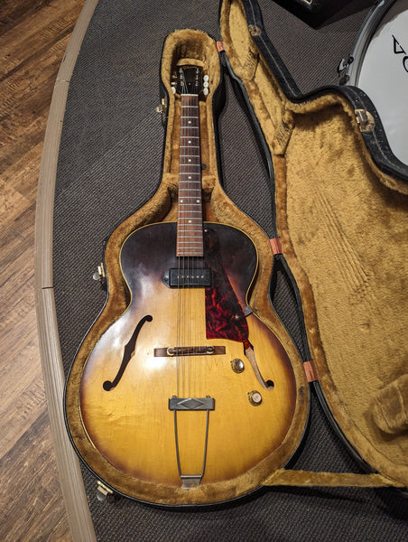 Gibson ES-125T Arch Top Electric Guitar w/Case (1962)