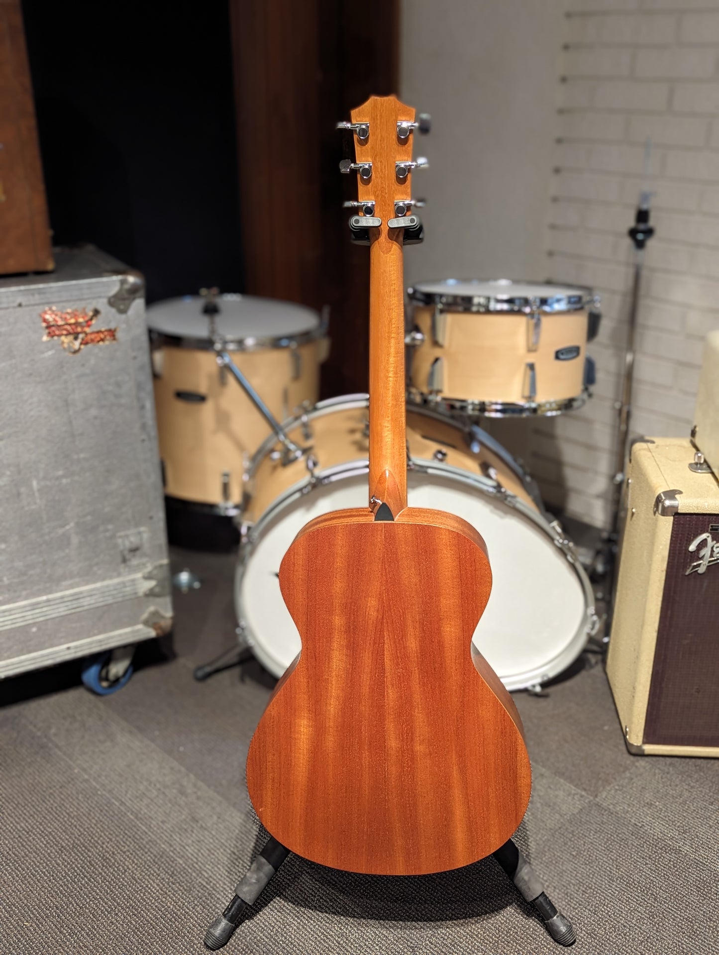 Taylor Guitars Academy 12 Grand-Concert Spruce/Sapele Acoustic Guitar w/Gig Bag (2017)