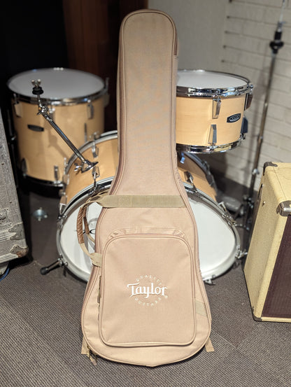 Taylor Guitars Academy 12 Grand-Concert Spruce/Sapele Acoustic Guitar w/Gig Bag (2017)