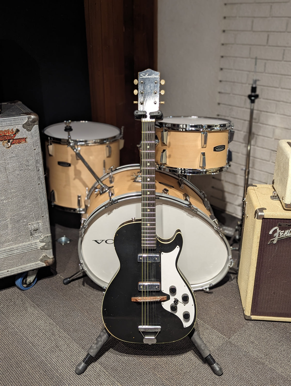 Silvertone 1420 Stratotone Electric Guitar (1960