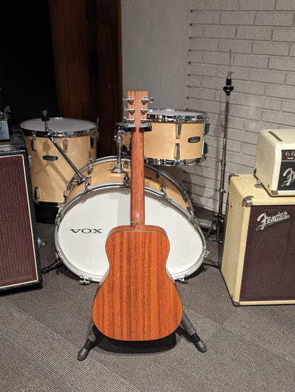 Martin LX1 Little Martin Acoustic Guitar w/Gig Bag (Used)
