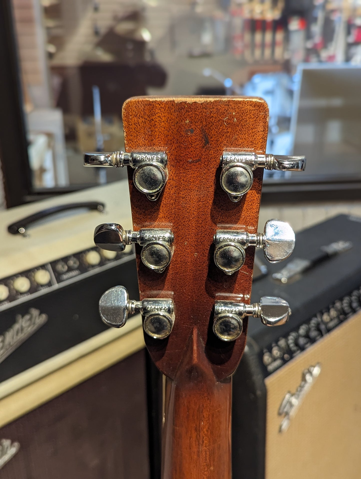 Martin D-28 Dreadnought Acoustic Guitar w/Case (1974)