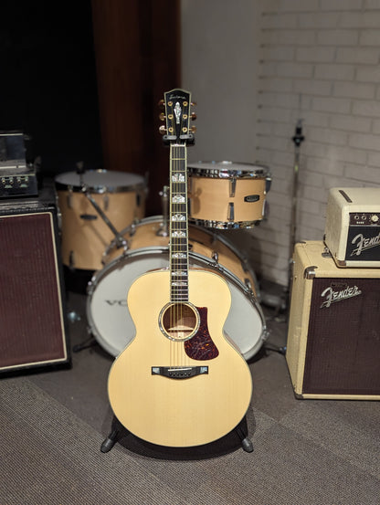 Eastman AC630 Jumbo Acoustic Guitar w/Case (2023)