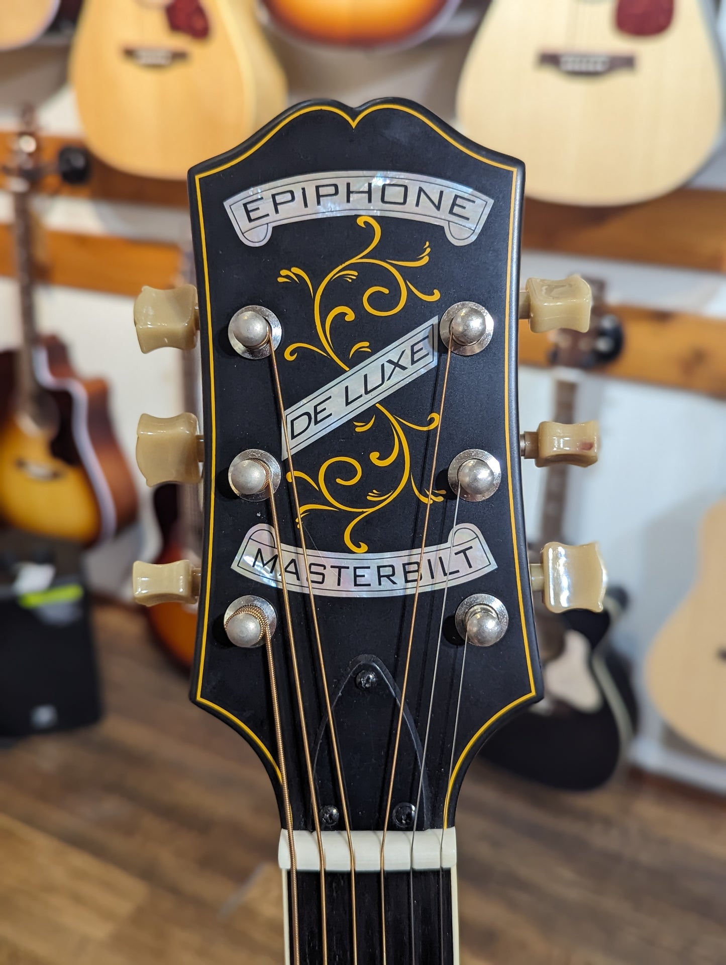 Epiphone Masterbilt De Luxe Archtop w/Case - Vintage Natural (2017)