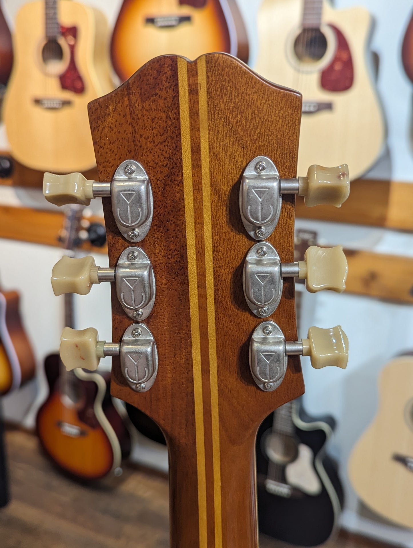 Epiphone Masterbilt De Luxe Archtop w/Case - Vintage Natural (2017)