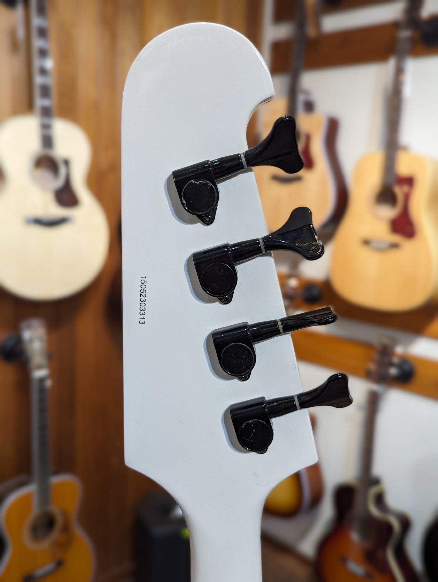 Epiphone Thunderbird Classic IV Pro Bass Guitar w/Case - Alpine White (2015)
