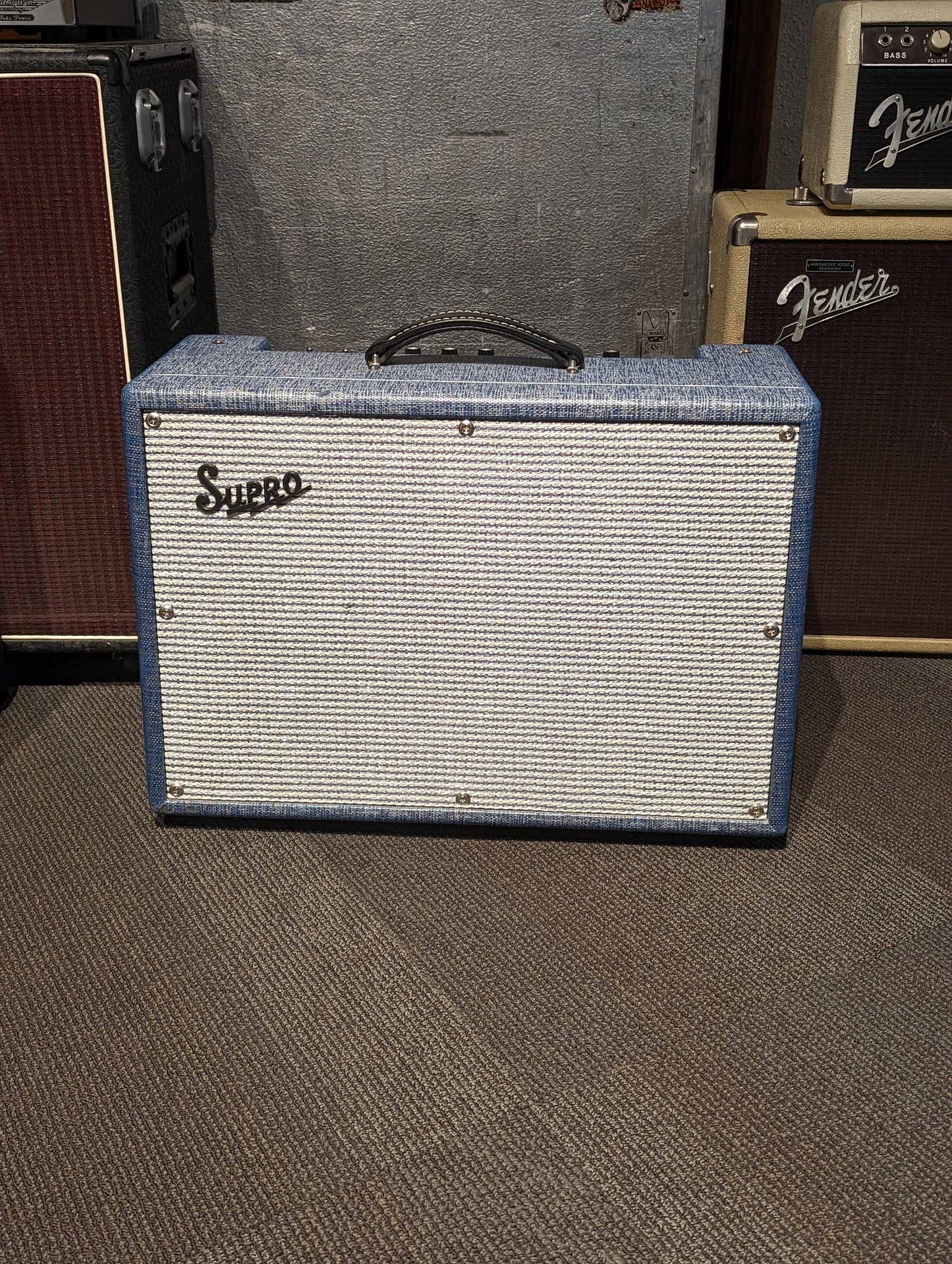 Supro 1624T Dual-Tone 24w Combo Amplifier w/Amp Cover (Used)